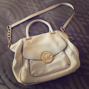 MK SATCHEL HANDBAG